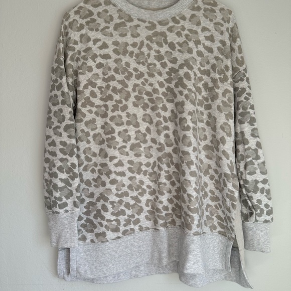 Aerie  Leopard Print Sweater bundle - Picture 4 of 8
